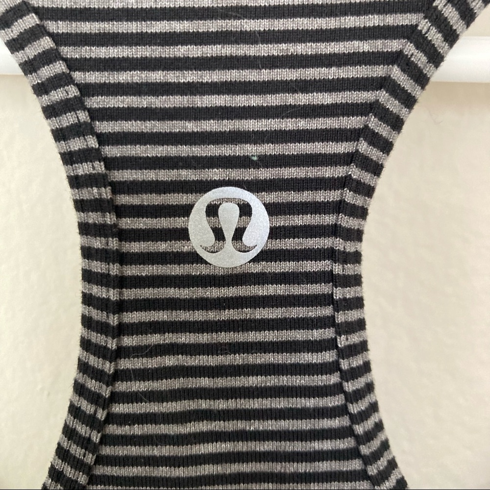 Lululemon Grey/Black Racerback Tank - Picture 4 of 8